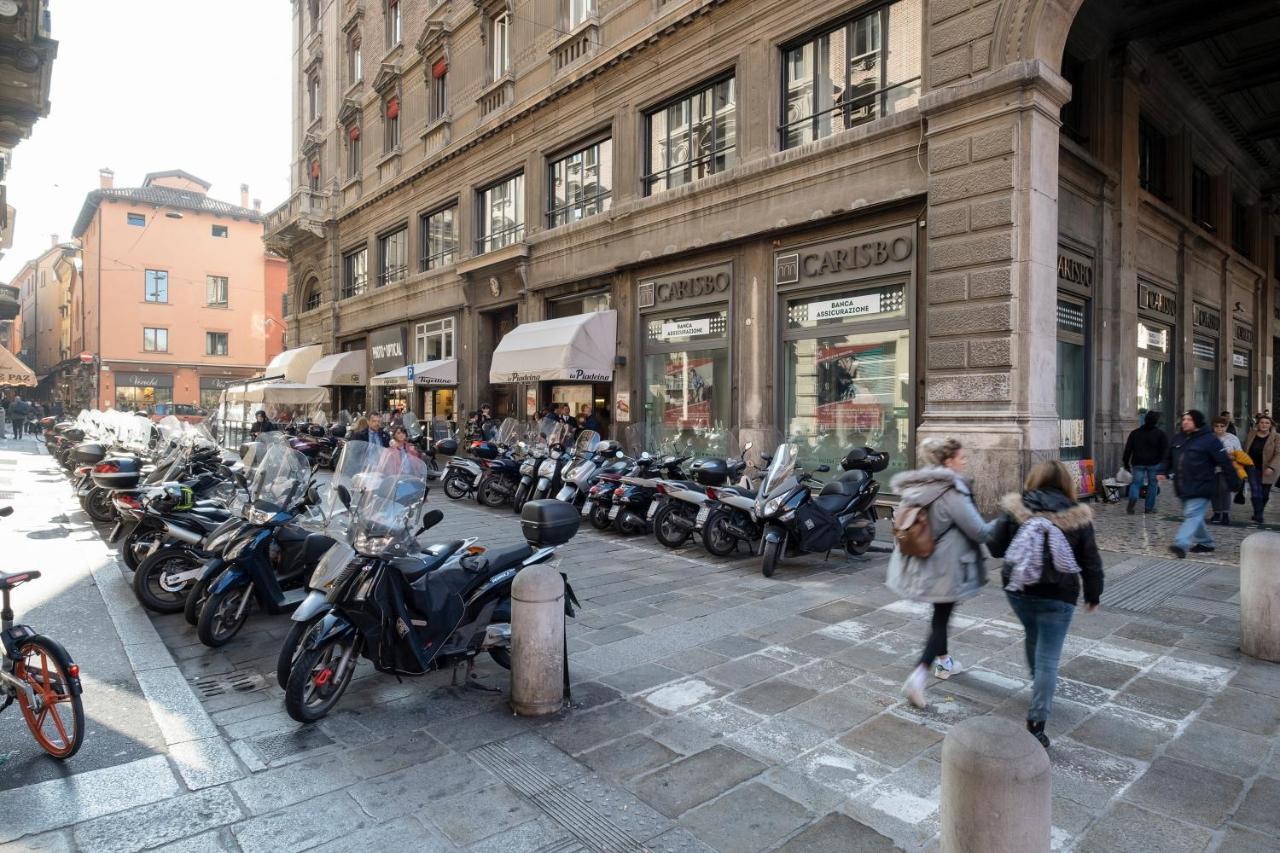 Appartamento Dietro Fontana Del Nettuno โบโลญญา ภายนอก รูปภาพ